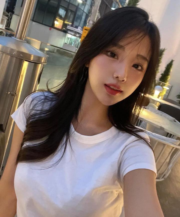 女生健身明星_健身女明星的身材_ins健身女明星