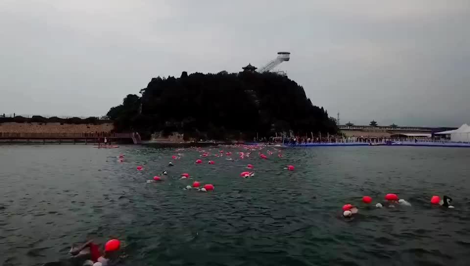 运动员铁人是什么意思_铁人三项运动员_运动会的铁人三项是什么