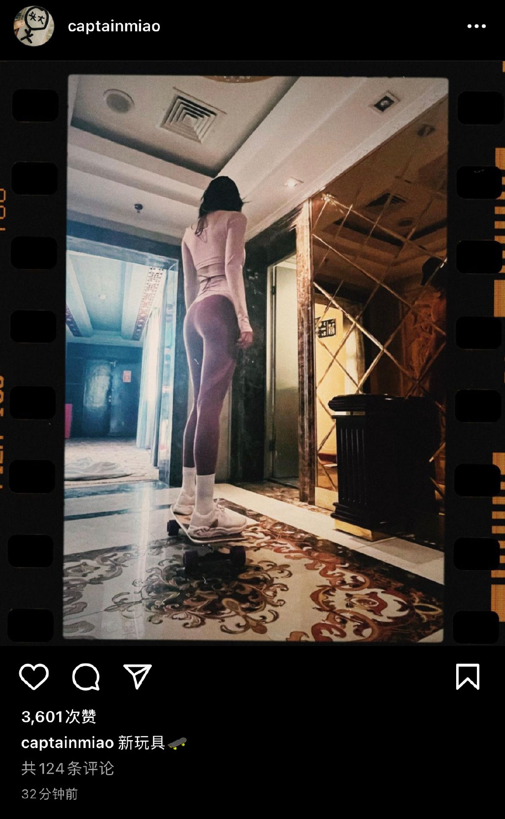 背影健身明星照片女_背影健身明星照片女图_女明星健身背影照片