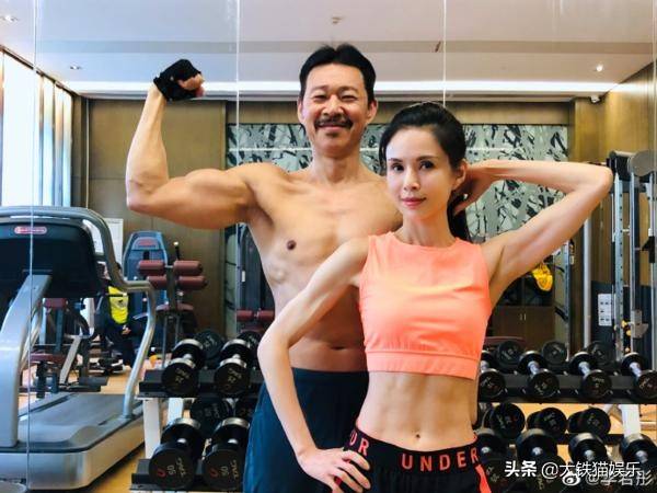 干瘪瘦弱、脖子以下全是骨头，这5位健身女星，身材真的有美感吗