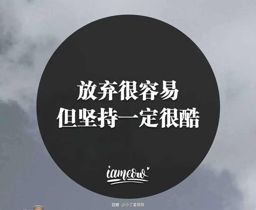 健身房女教练价格_玩健身女私教的故事_健身房私教约女