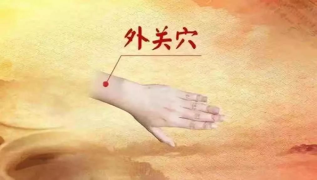 健身房运动后脖子出汗_运动脖子出汗多_每次运动脖子出汗多是排毒吗